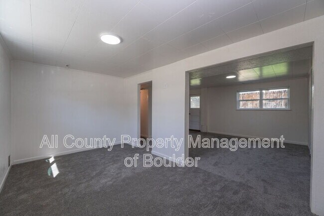 Building Photo - 1542 Lamplighter Dr