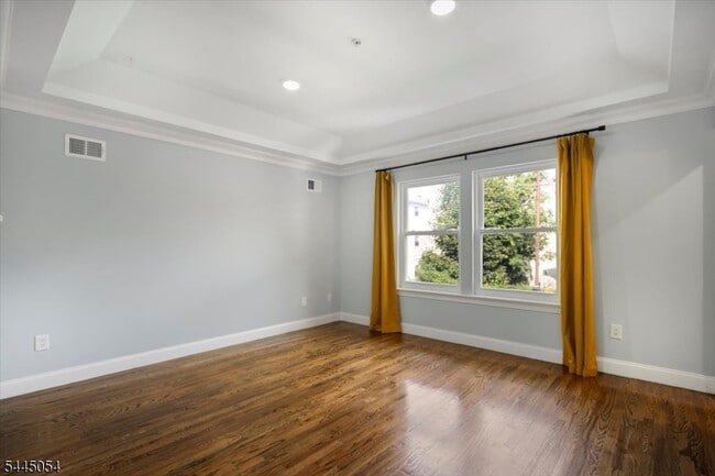 Building Photo - 267 S 10th St