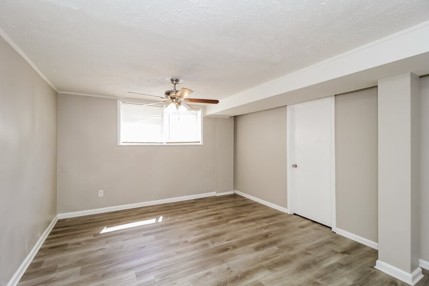 Building Photo - 6500 Boca Grande Blvd