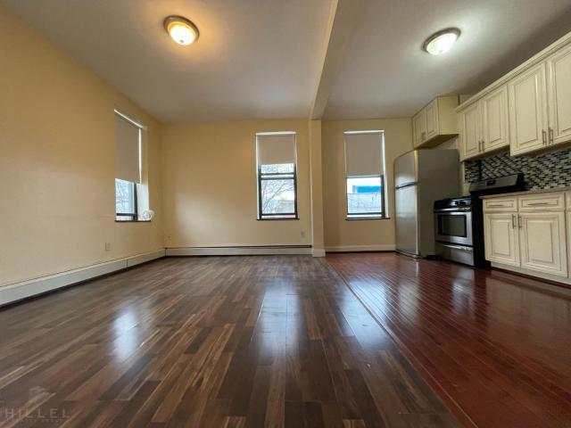 Building Photo - 1 bedroom in BROOKLYN NY 11237