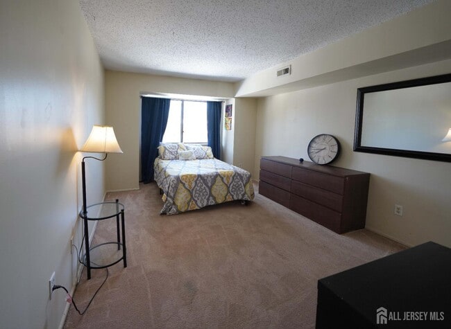 Building Photo - 1111 Edison Glen Terrace