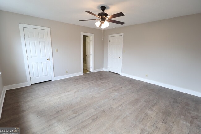 Building Photo - 1985 Briarcliff Rd