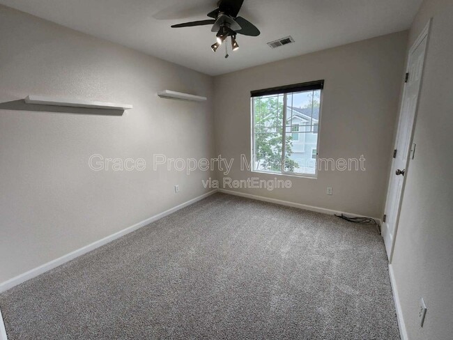 Building Photo - 4731 Lucca Dr