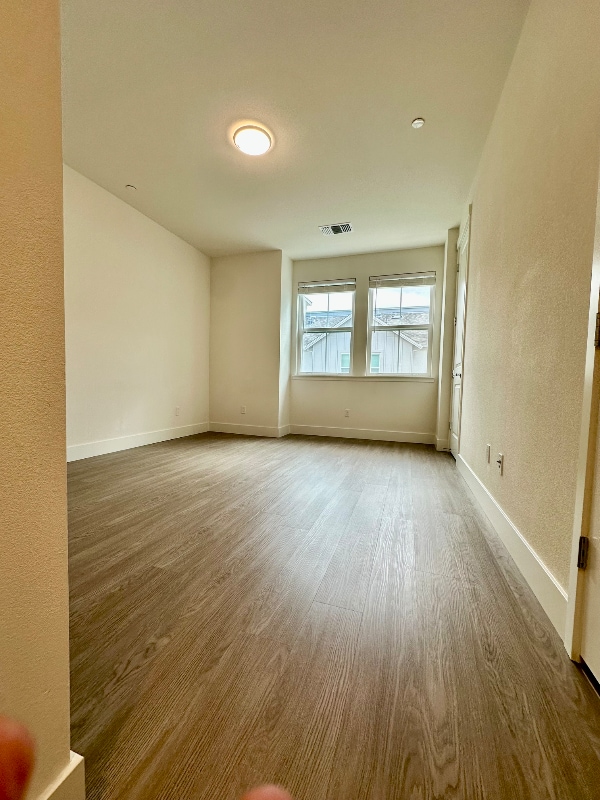 Building Photo - 26 Nogales Ln