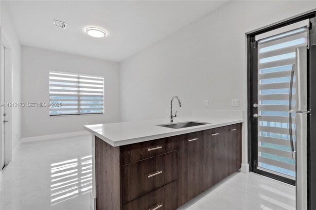 Building Photo - 4276 SW 173rd Ave