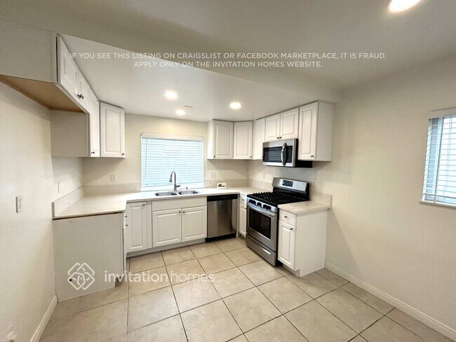 Building Photo - 1284 Haven Ave