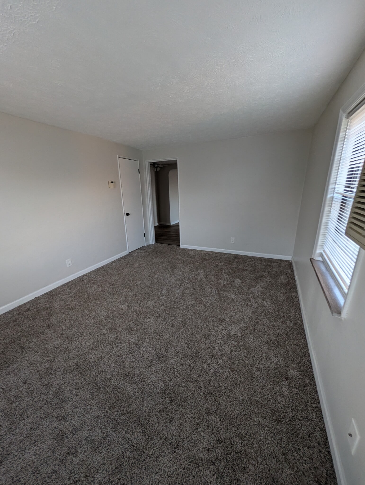 Building Photo - 515 Corona Ave