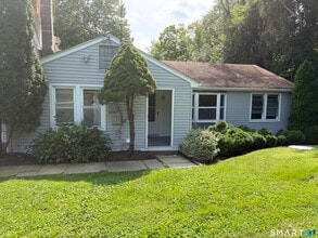 Building Photo - 121 Westport Rd