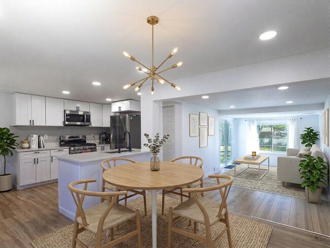 Building Photo - 20901 Catalpa St