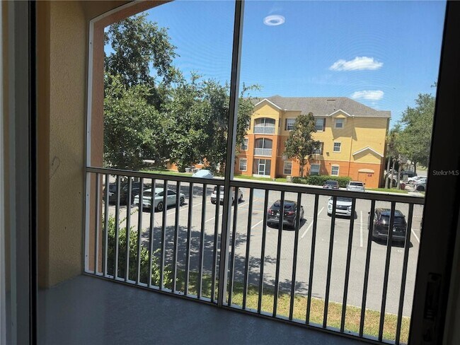 Building Photo - 6335 Contessa Dr