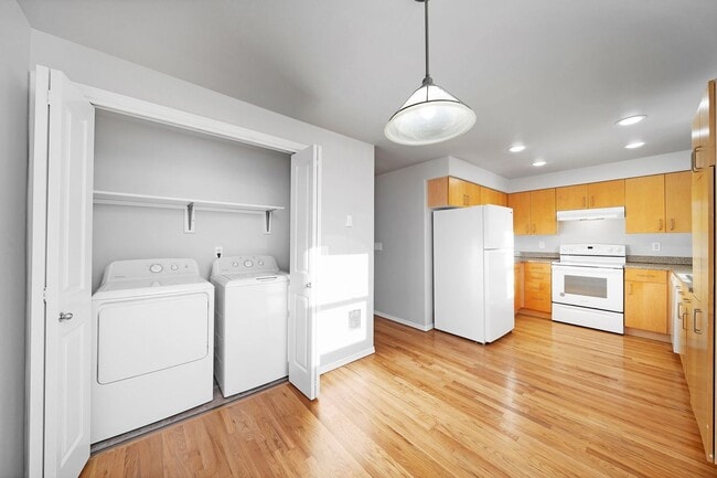 Interior Photo - The Willows