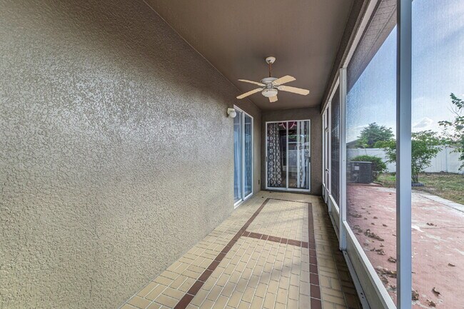 Building Photo - Beautiful 5 Bedroom Two-Story Home for Rent