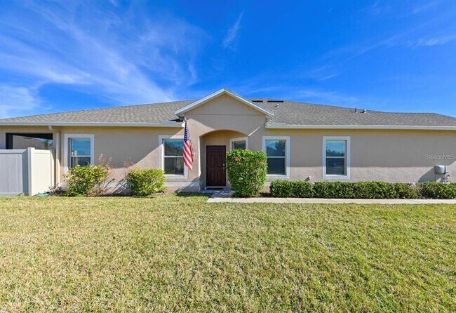 Building Photo - 13529 Crest Lake Dr
