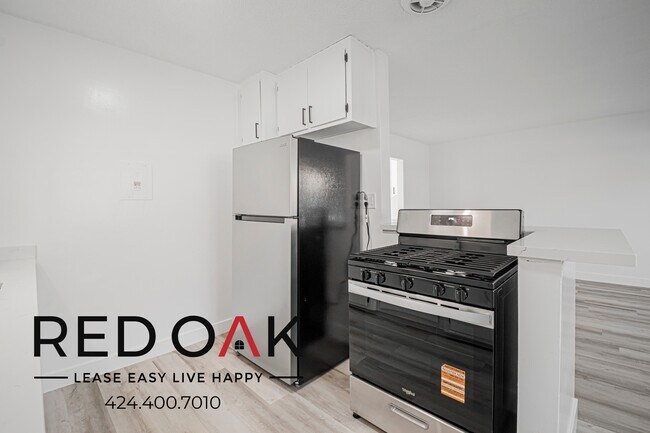 Building Photo - 6501 Cherry Ave