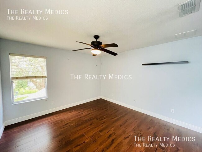 Building Photo - 2901 Wild Tamarind Blvd