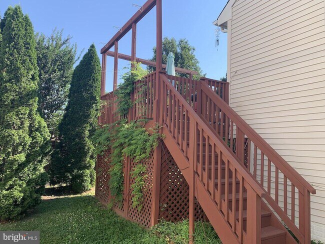 Building Photo - 43442 Katling Square