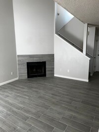 Building Photo - AJ-817