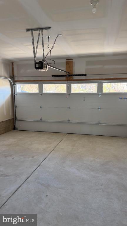 Building Photo - 105 Brianna Ct