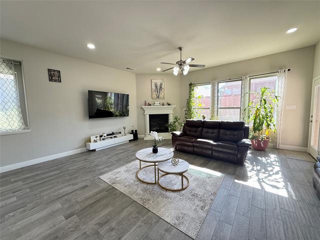 Building Photo - 16016 Gladewater Terrace