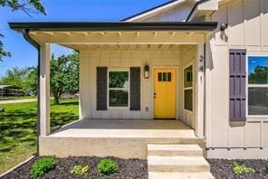 Building Photo - 241 S Cotrell