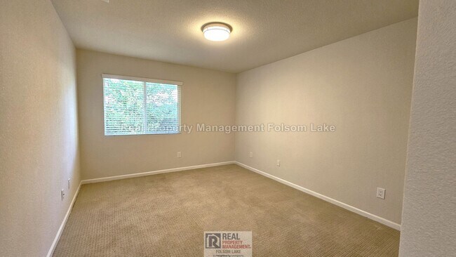Building Photo - 4446 Menaggio Way