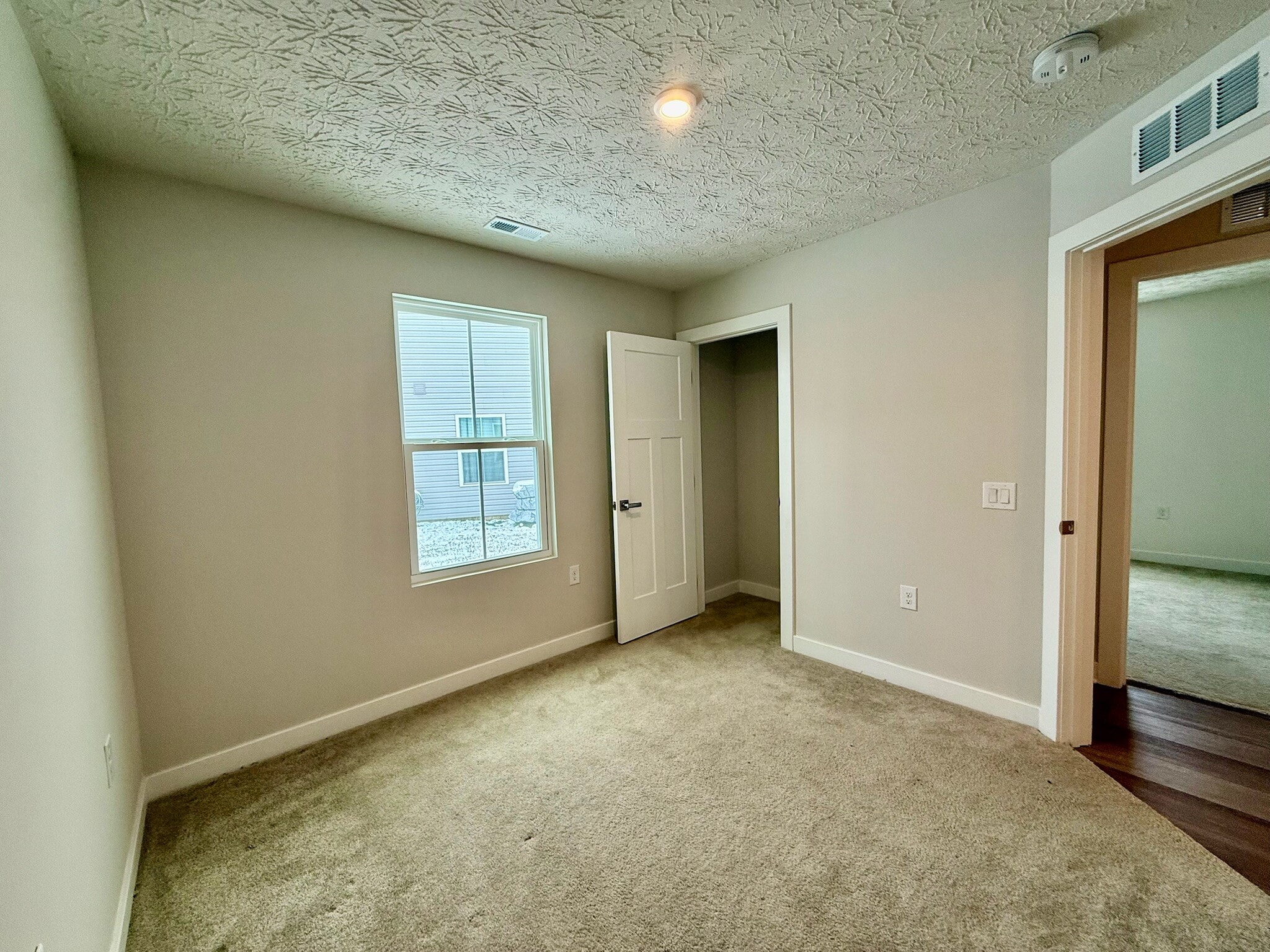 Building Photo - 1097 Arbor Dr