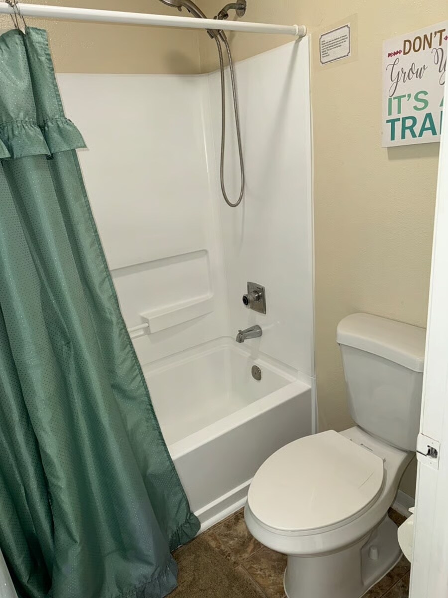2nd Bath - 13289 Arbor Pointe Cir