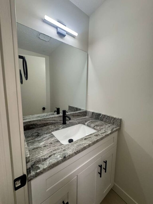 Building Photo - 4605 Tipperary Trail