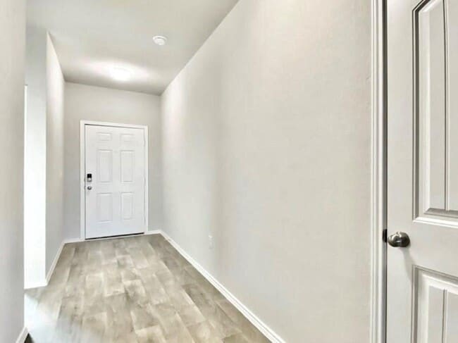 Building Photo - 5905 Ronee Leah Dr