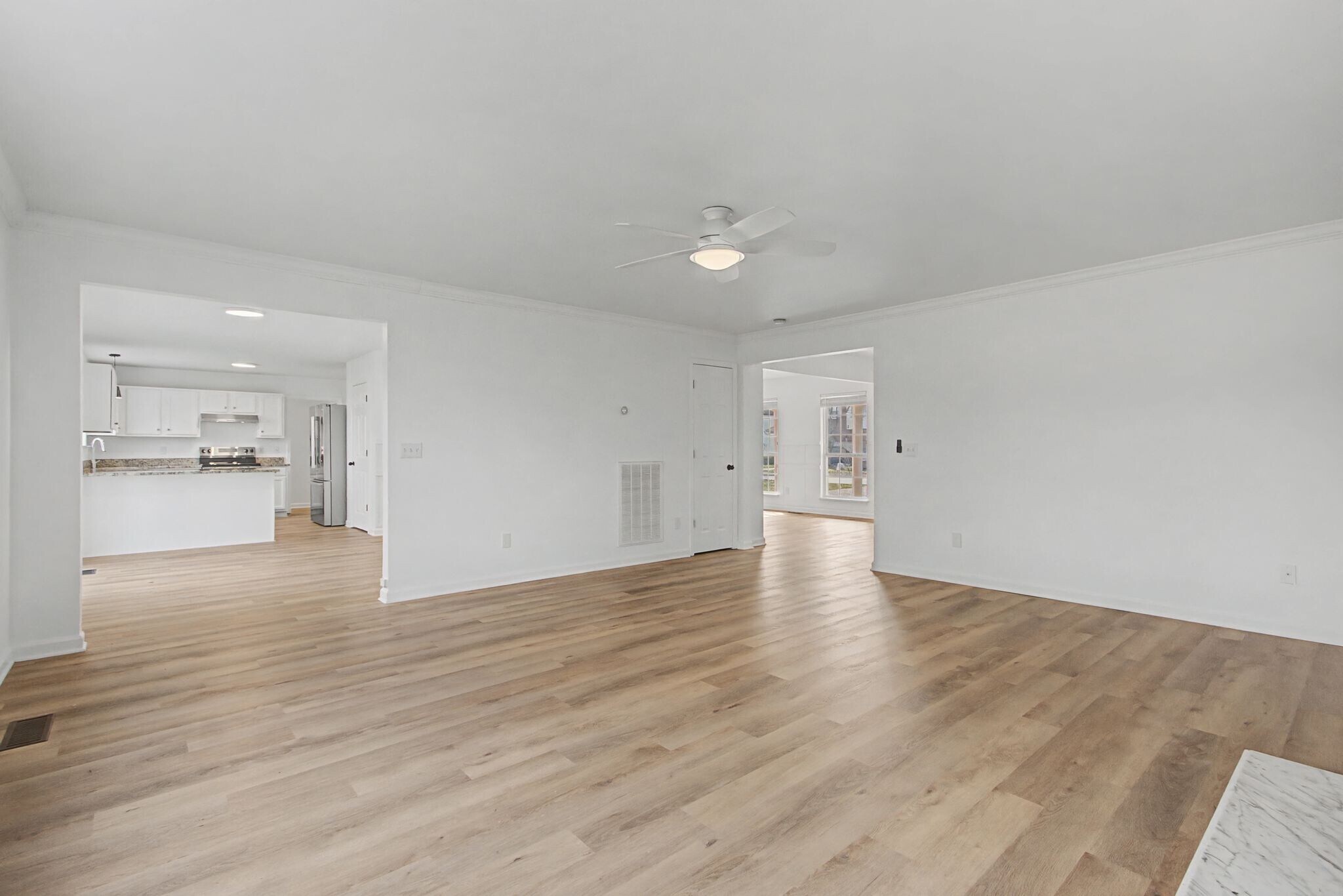 Building Photo - 2932 Burtonwood Dr