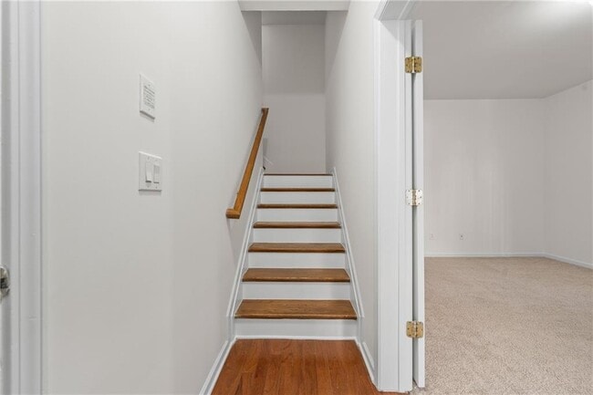 Building Photo - 6088 Kearny Ln