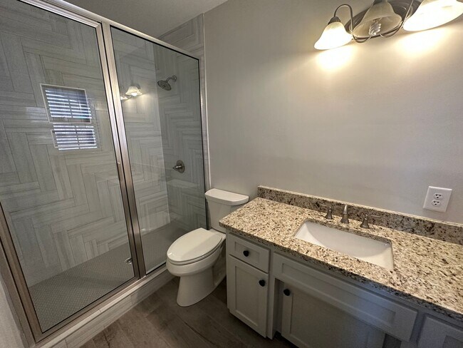 Building Photo - 3906 Dalraida Pl