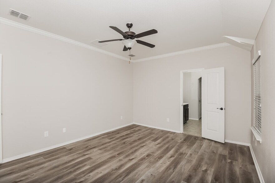 Building Photo - 505 Pawnee St
