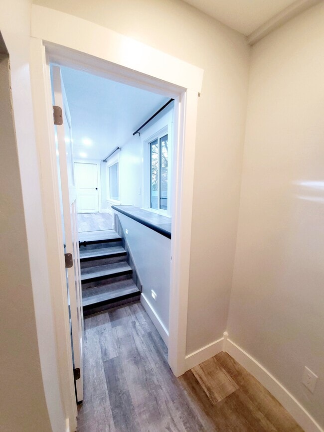 Building Photo - 699 N 600 E