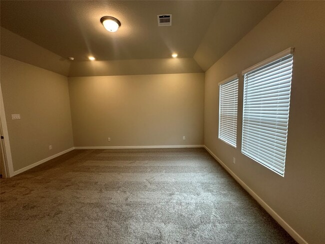 Building Photo - 3110 Valley Peak Dr