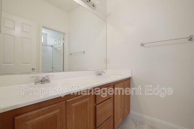 Building Photo - 31804 Bottle Brush St