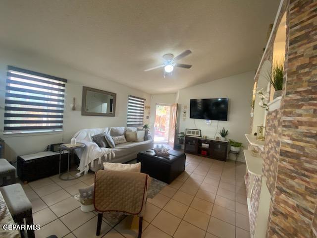 Building Photo - 10473 Valle del Mar Dr