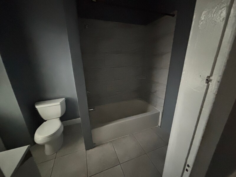 Building Photo - 1011 Swede St