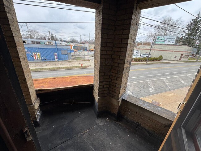 Building Photo - 4324 Pearl Rd