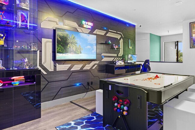 Building Photo - 12470 Solana Bay Cir