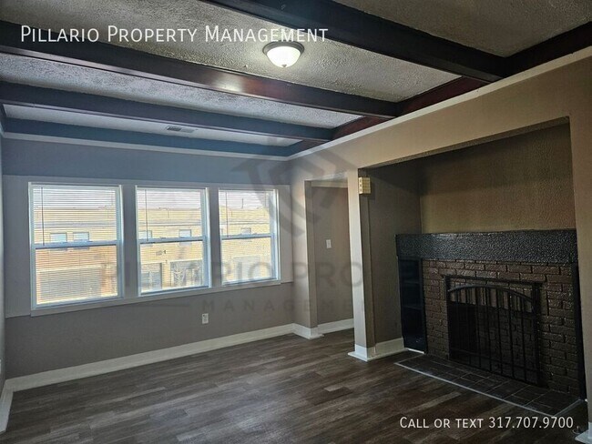 Building Photo - 633 E 38th St