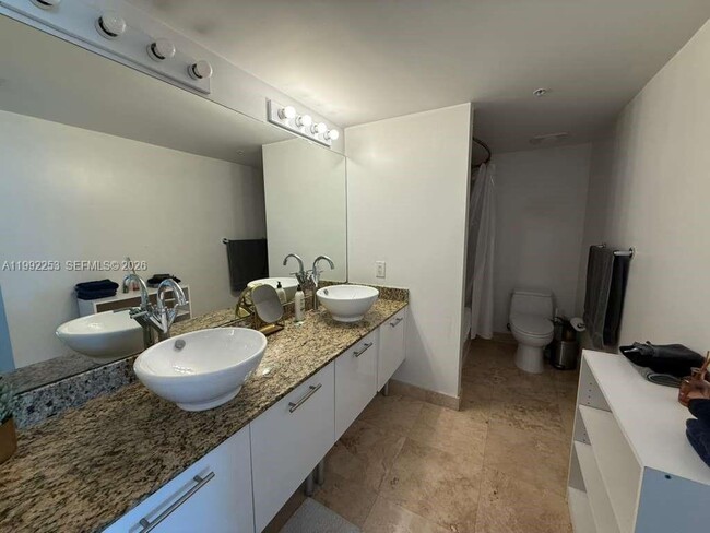 Building Photo - 41 SE 5th St