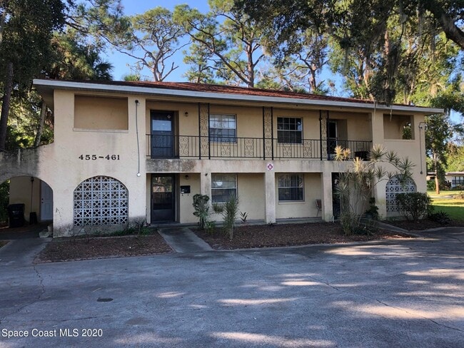 Building Photo - 455 Knox McRae Dr