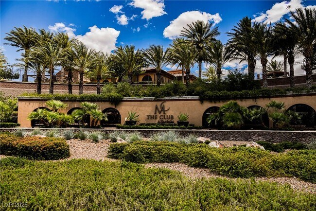 Building Photo - 2768 Liberation Dr