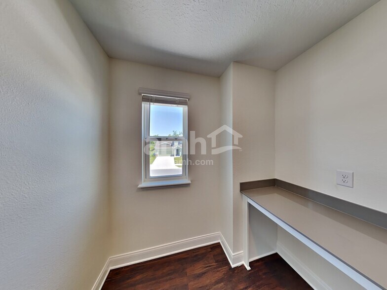 Building Photo - 3644 Windward Hls Blvd