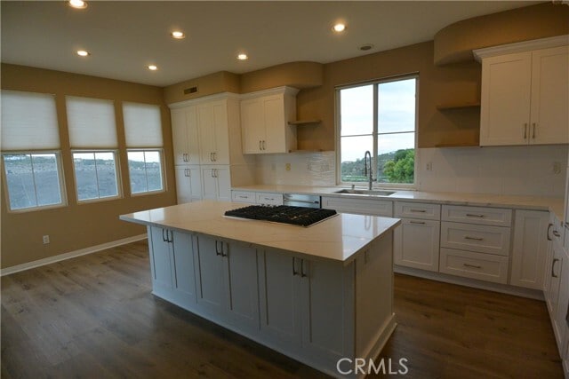 Building Photo - 50 Tidal Surf