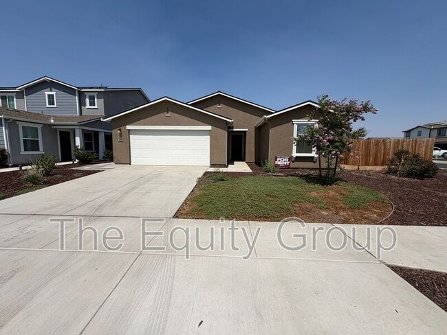 Primary Photo - 1142 E Cameron Ave