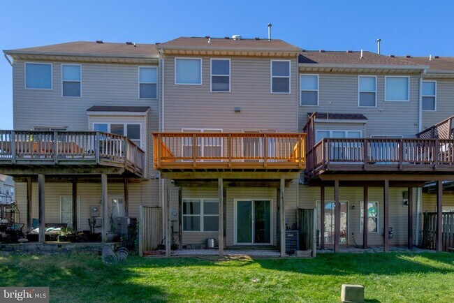 Building Photo - 6155 Early Autumn Dr