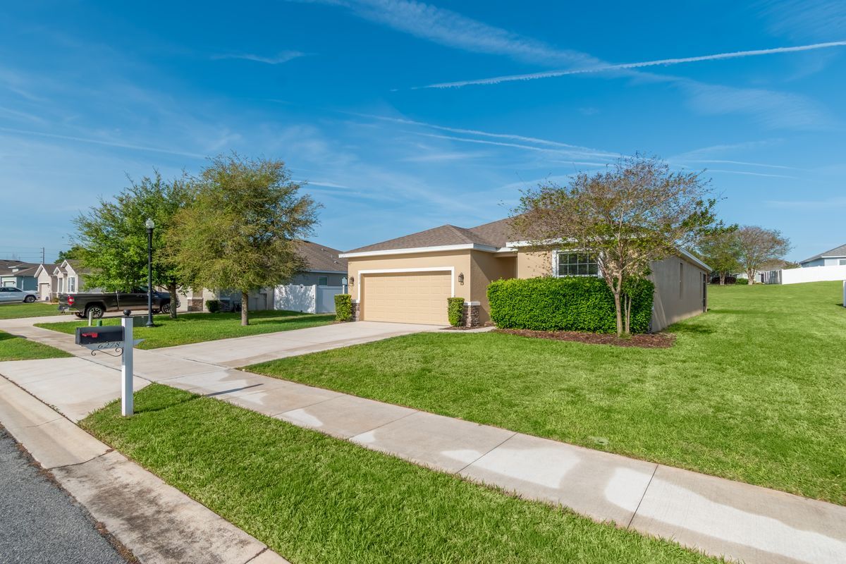 Building Photo - 6278 SW 46th Ave