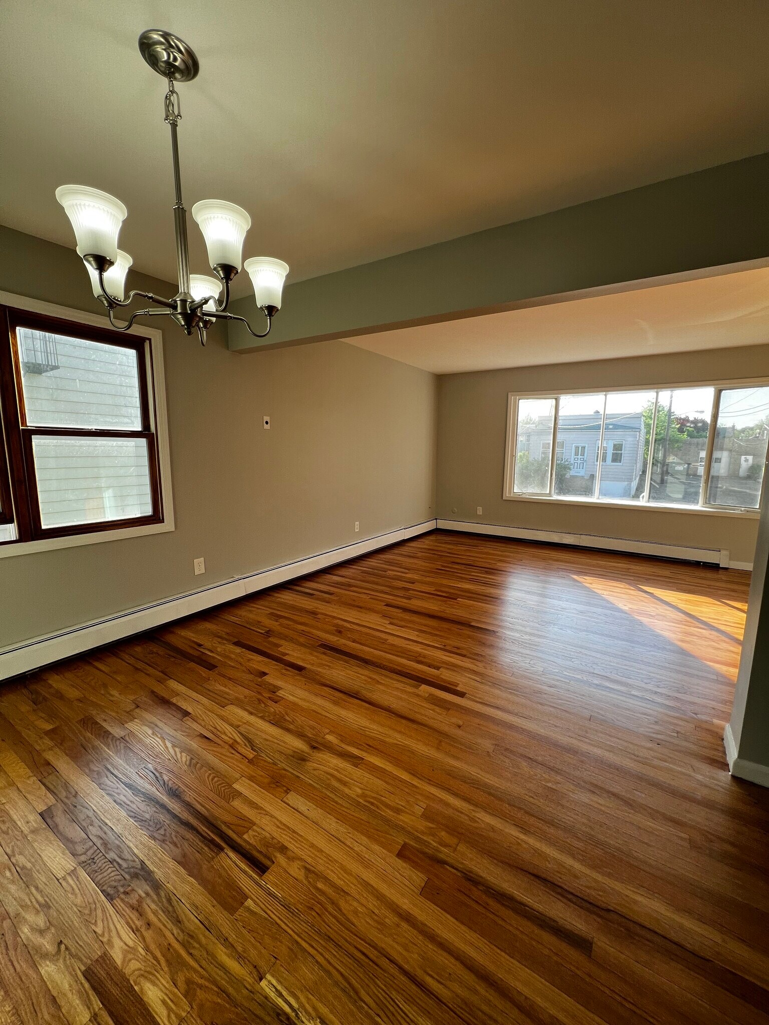 Building Photo - 52 Frederick St